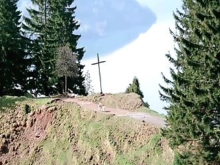 Sechs Schwedinnen Auf Der Alm