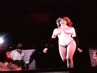 Striptease Kitty Big Tits