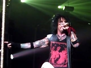 NIKKI SIXX CRACKS IT DOWN FOR THE CROWD. GREENVILLE, S.C.