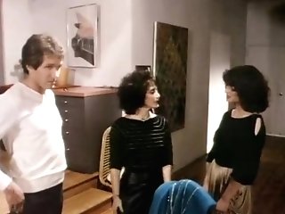 Hard 3some fuck from the eighties porno
