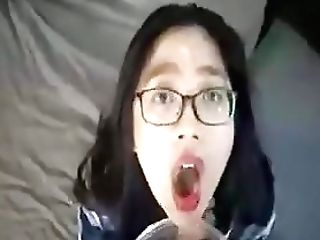 Asiatica Comiendo Guy Goo (asian Eating Jizz)